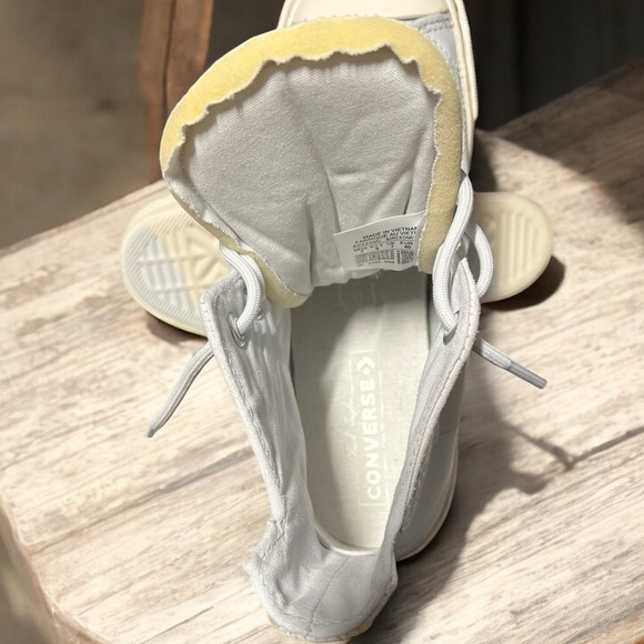 🌻CONVERSE Unisex Chuck Taylor All Star 70 Hi Plus Size Mens 7 Women’s 9 - Picture 11 of 15